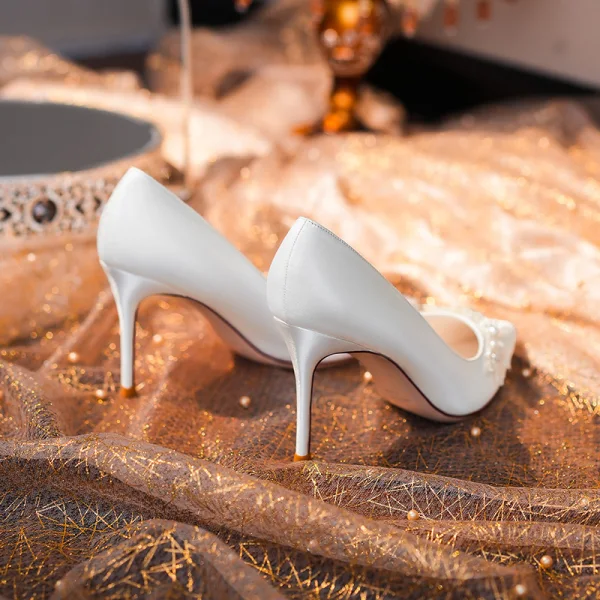 Chic Blanche Perle Fleur Satin Chaussure De Mariée 2024 8 cm Talons Aiguilles À Bout Pointu Mariage Escarpins Talons Hauts
