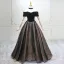 Vintage / Retro Black Gold Ball Gown Prom Dresses 2025 Off-The-Shoulder Short Sleeve Backless Floor-Length / Long Prom Formal Dresses