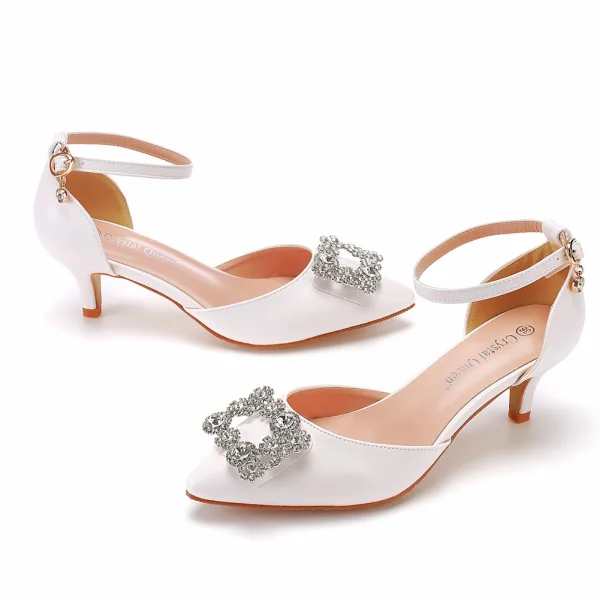 Chic / Belle Blanche Faux Diamant Chaussure De Mariée 2023 Bride Cheville 5 cm Talons Aiguilles À Bout Pointu Mariage Sandales Talons Hauts