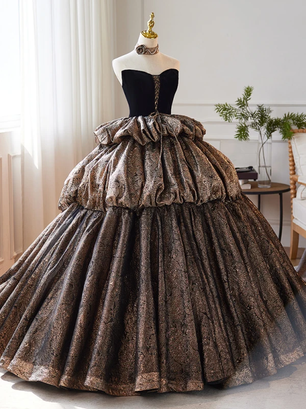 Elegant Brown Cascading Ruffles Prom Dresses Ball Gown 2024 Strapless Sleeveless Backless Floor-Length / Long Prom Formal Dresses