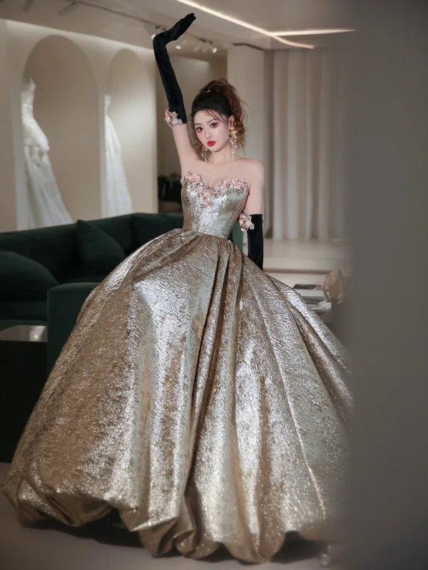 Fashion Gold Appliques Glitter Prom Dresses 2025 Ball Gown Strapless Sleeveless Backless Floor-Length / Long Prom Formal Dresses