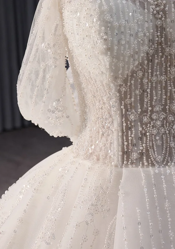 Luxus / Herrlich Weiß Handgefertigt Perlenstickerei Perle Pailletten Ballkleid Brautkleider / Hochzeitskleider 2024 Bandeau Ärmellos Rückenfreies Kapelle-Schleppe Hochzeit