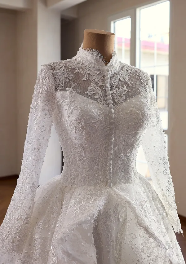 Luxury / Gorgeous White Handmade  Beading Pearl Lace Flower Sequins Wedding Dresses 2026 Ball Gown High Neck Long Sleeve Chapel Train