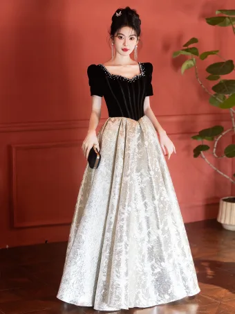 Charming Black Pearl Glitter Prom Dresses 2025 A Line Princess Square Neckline Short Sleeve Backless Floor Length Long Formal Dresses