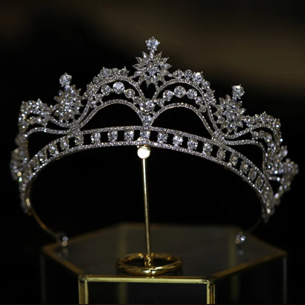 Sjarmerende Sølv Rhinestone Zirkon Bryllup Har Tilbehor Tiara 2022 Legering Tiara