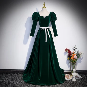 Élégant Daim Vert Foncé Robe De Bal 2023 Princesse Encolure Carrée 3 4 Manches Dos Nu Noeud Ceinture Longue Promo Robe De Ceremonie