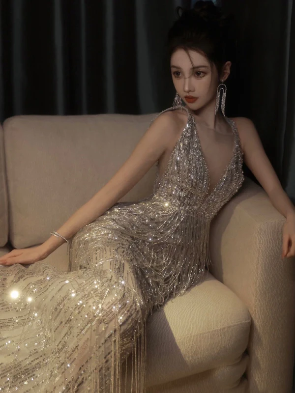 Scintillantes Sexy Argenté Perlage Paillettes Robe De Soirée 2024 Trompette / Sirène V-Cou Sans Manches Dos Nu Longue Soirée Robe De Ceremonie
