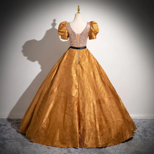 Elegant Gold Beading Sequins Prom Dresses 2024 Ball Gown Square Neckline Puffy Short Sleeve Backless Bow Sash Floor-Length / Long Prom Formal Dresses