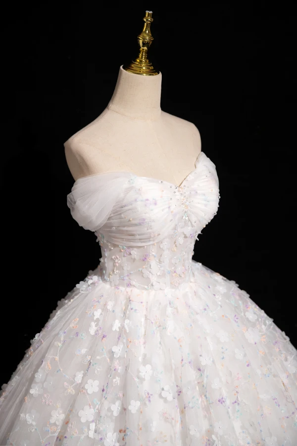 Chic / Beautiful White Beading Appliques Prom Dresses 2024 Ball Gown Strapless Sleeveless Backless Floor-Length / Long Prom Formal Dresses