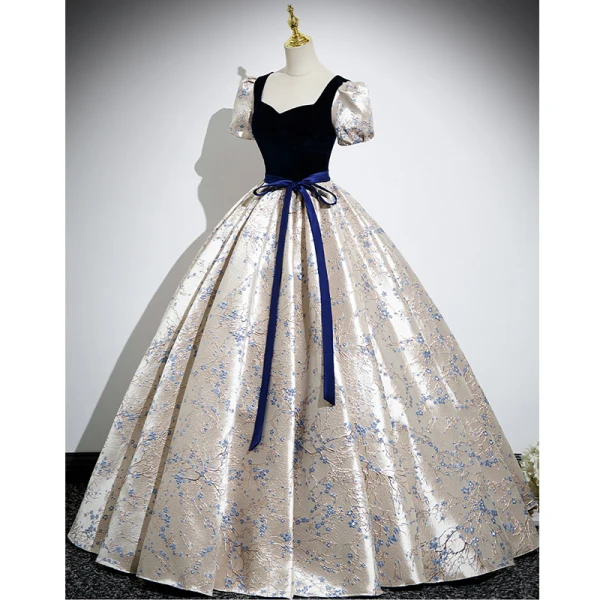 Elegante Schwarz Drucken Ballkleider 2023 Ballkleid Eckiger Ausschnitt Kurze Ärmel Rückenfreies Schleife Lange Ball Festliche Kleider