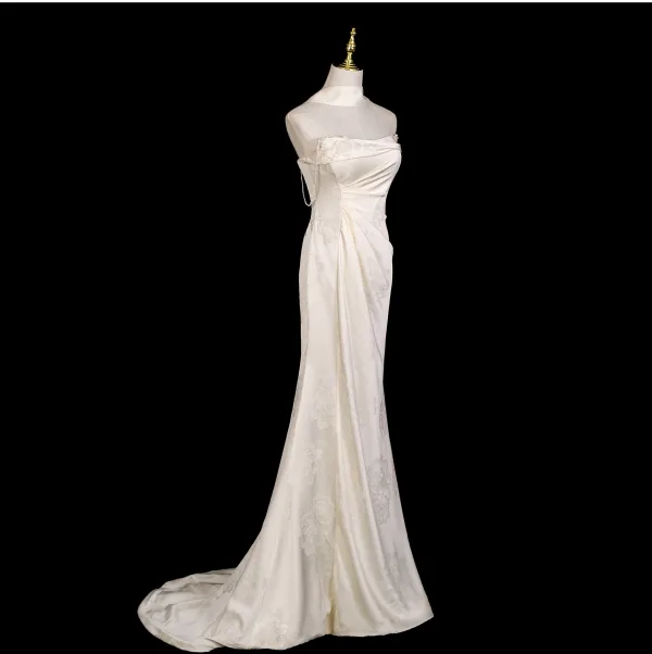 Sexy Ivoire Perle En Dentelle Fleur Robe De Soirée 2025 Trompette / Sirène Bustier Sans Manches Dos Nu Train De Balayage Robe De Ceremonie