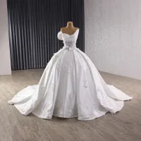 High End Weiß Handgefertigt Perlenstickerei Pailletten Applikationen Brautkleider / Hochzeitskleider 2025 Ballkleid One-Shoulder Ärmellos Rückenfreies Hof-Schleppe