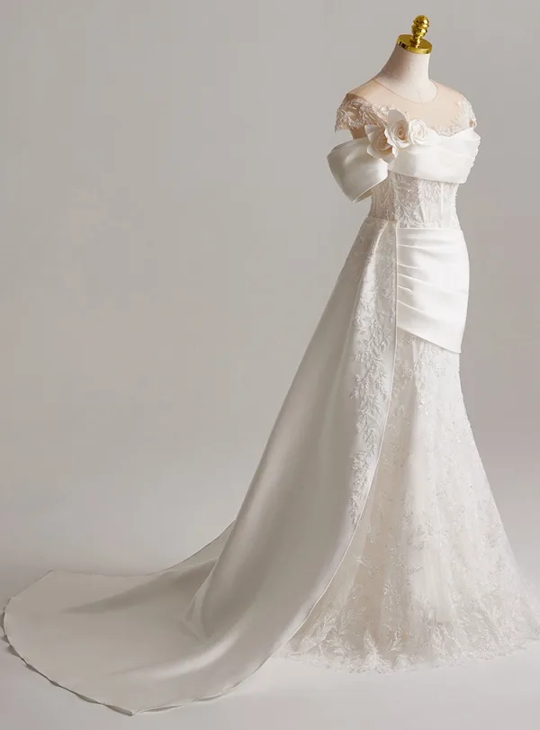 Elegant White Beading Lace Flower Appliques Wedding Dresses 2025 Trumpet / Mermaid Scoop Neck Cap Sleeves Backless Sweep Train