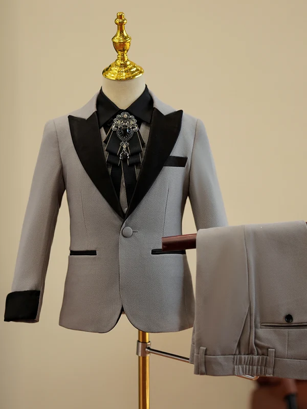 Fashion Grey 5-piece Prom Boys Wedding Suits 2023 Bow Tie Coat Pants Shirt Vest