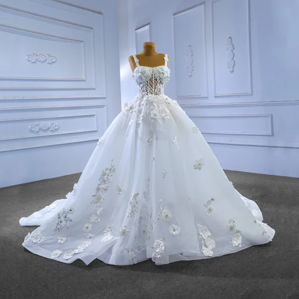 High-end White Beading Pearl Sequins Lace Flower Appliques Wedding Dresses 2023 Ball Gown Spaghetti Straps Sleeveless Backless Court Train Wedding