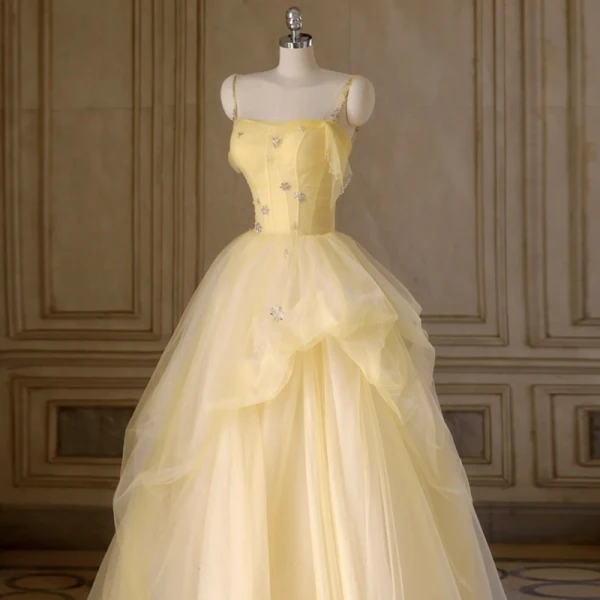 Chic / Beautiful Yellow Prom Dresses 2022 Ball Gown Spaghetti Straps Pearl Rhinestone Sequins Sleeveless Floor-Length / Long Formal Dresses
