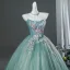 Traumhaft Lindgrün Perlenstickerei Applikationen Spitze Blumen Ballkleider 2026 Ballkleid Bandeau Ärmellos
