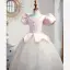 Charmant Rougissant Rose Paillettes Anniversaire Robe Ceremonie Fille 2022 Robe Boule Encolure Carrée Gonflée Manches Courtes Dos Nu Perle Faux Diamant Longue Robe Ceremonie Fille