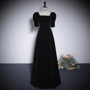 Élégant Noire Velours Robe De Bal 2023 Princesse Encolure Carrée Perle Manches Courtes Dos Nu Robe De Ceremonie Promo Longue