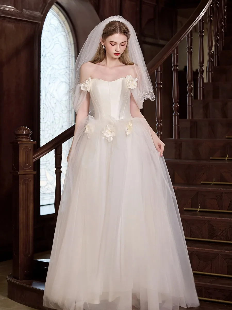 simple white elegant wedding dress Ivory Satin Simple A-line V-neck Wedding Dresses MW545 main image 1