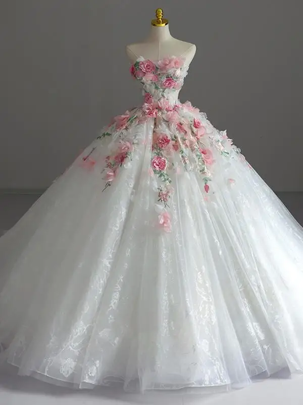 Flower Fairy White Appliques Lace Flower Wedding Dresses 2025 Ball Gown Strapless Sleeveless Backless Court Train Wedding