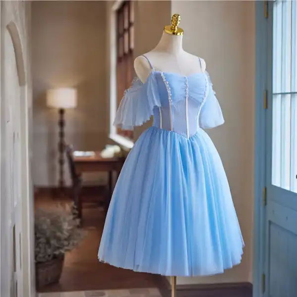 Moda Błękitne Z Koronki Kwiat Perła Homecoming Sukienki Na Studniówke 2024 Princessa Spaghetti Pasy Kótkie Rękawy Bez Pleców Krótkie Tiulowe