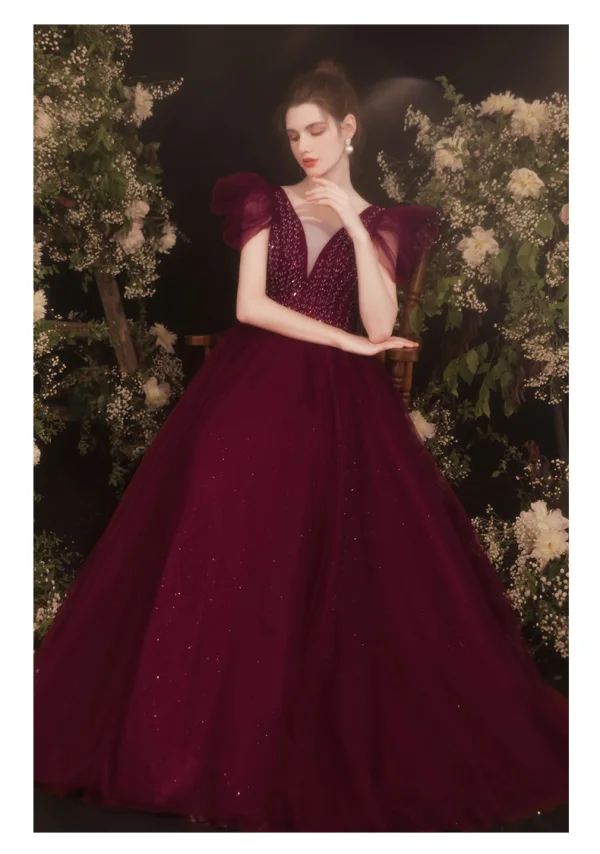 Chic / Beautiful Burgundy Beading Sequins Prom Dresses 2022 A-Line / Princess V-Neck Puffy Short Sleeve Backless Floor-Length / Long Formal Dresses