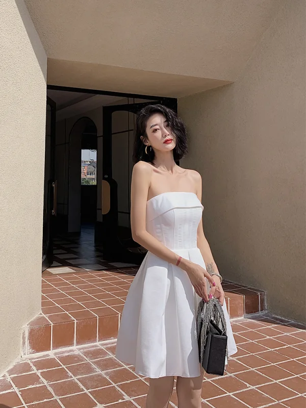 Sexy Ivory Party Dresses Cocktail Party 2022 A-Line / Princess Strapless Sleeveless Backless Knee-Length Formal Dresses