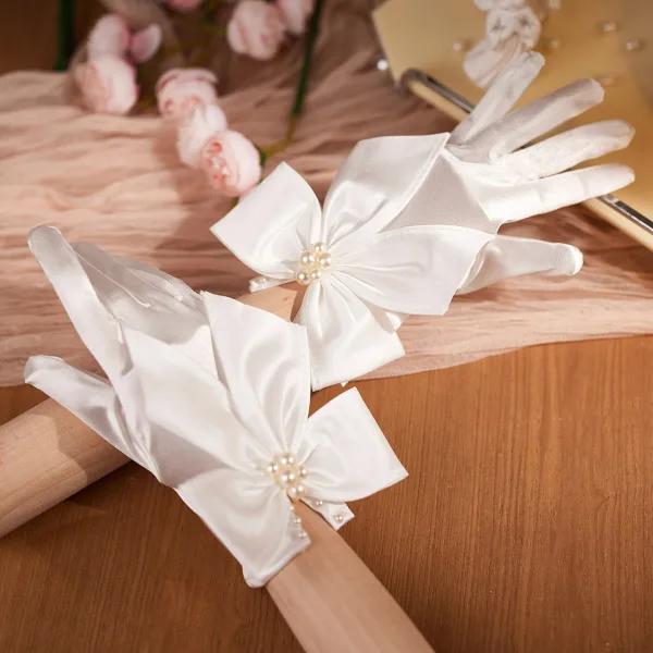 Vintage / Retro Ivory Pearl Satin Bow Bridal Gloves 2026 Wedding