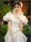 Vintage / Retro Ivory Appliques Satin Wedding Dresses 2024 A-Line / Princess Scoop Neck Puffy Short Sleeve Backless Sweep Train Wedding