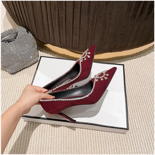 Fashion Burgundy Evening Party Rhinestone Pumps 2023 Leather Suede 8 cm Stiletto Heels Pointed Toe Pumps High Heels