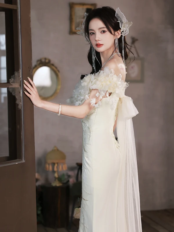 Charmant Beige Perlage Paillettes Appliques Robe De Bal 2023 Trompette / Sirène De l'épaule Manches Courtes Dos Nu Noeud Longue Promo Robe De Ceremonie