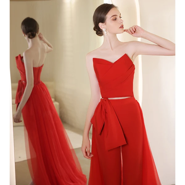 Inhabituel Rouge Combinaison Robe De Soirée 2022 Bustier Sans Manches Dos Nu Train De Balayage Soirée