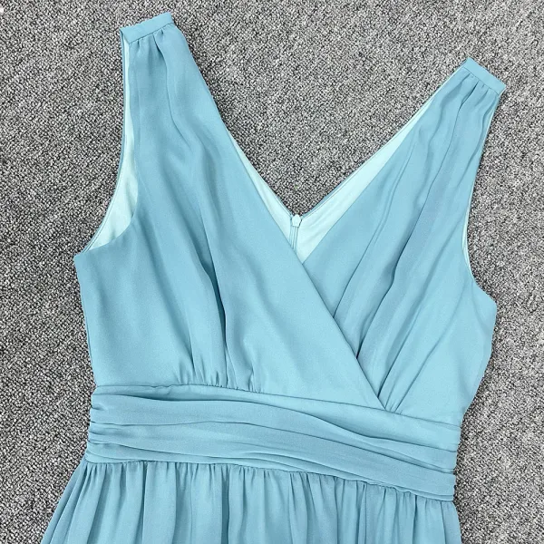 Modest / Simple Pool Blue Split Front Bridesmaid Dresses 2023 A-Line / Princess Chiffon V-Neck Sleeveless Backless Floor-Length / Long Bridesmaid Dresses