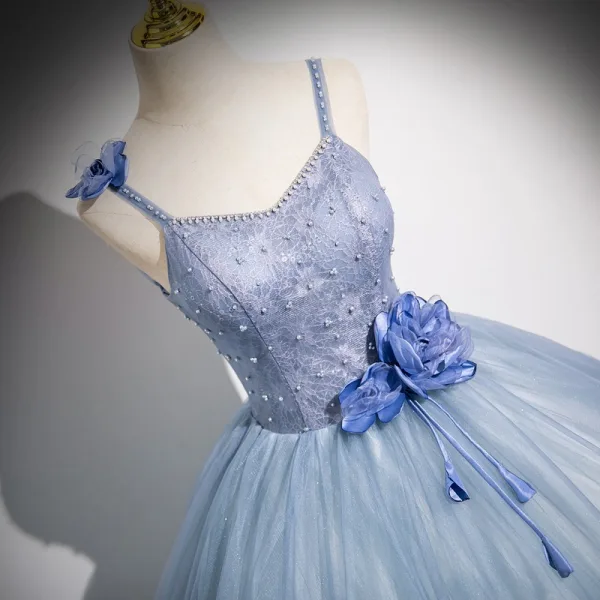 Elegant Sky Blue Pearl Appliques Prom Dresses 2024 Ball Gown Spaghetti Straps Sleeveless Backless Floor-Length / Long Prom Formal Dresses