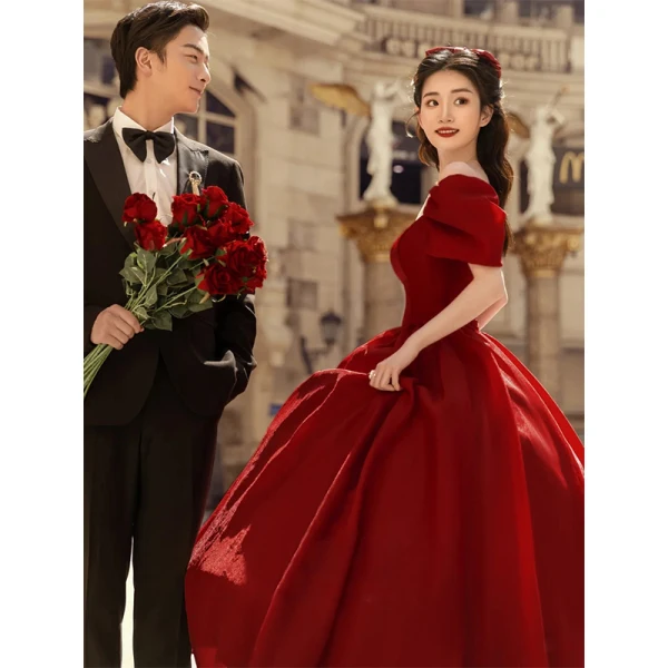 Charming Burgundy Engagement Prom Dresses 2023 A-Line / Princess Square Neckline Puffy Short Sleeve Floor-Length / Long Formal Dresses