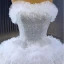 Luxus / Herrlich Weiß Perlenstickerei Pailletten Fallende Rüsche Brautkleider / Hochzeitskleider 2023 Ballkleid Bandeau Ärmellos Rückenfreies Sweep / Pinsel Zug Hochzeit