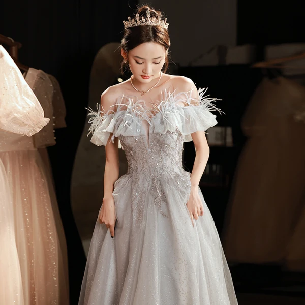 Charmant Gris Perlage Paillettes Robe De Soirée 2023 Princesse De l'épaule Gland Manches Courtes Dos Nu Longue Soirée Robe De Ceremonie