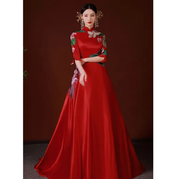 Chinese style Red Rhinestone Embroidered Prom Dresses 2022 Satin A-Line / Princess High Neck 1/2 Sleeves Backless Sweep Train Formal Dresses