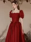 Elegant Burgundy Satin Prom Dresses 2023 A-Line / Princess Pearl Square Neckline Puffy Short Sleeve Backless Floor-Length / Long Prom Formal Dresses