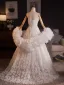 Elegante Weiß Applikationen Brautkleider / Hochzeitskleider 2025 A Linie Bandeau Ärmellos Rückenfreies Mit Schal Sweep / Pinsel Zug