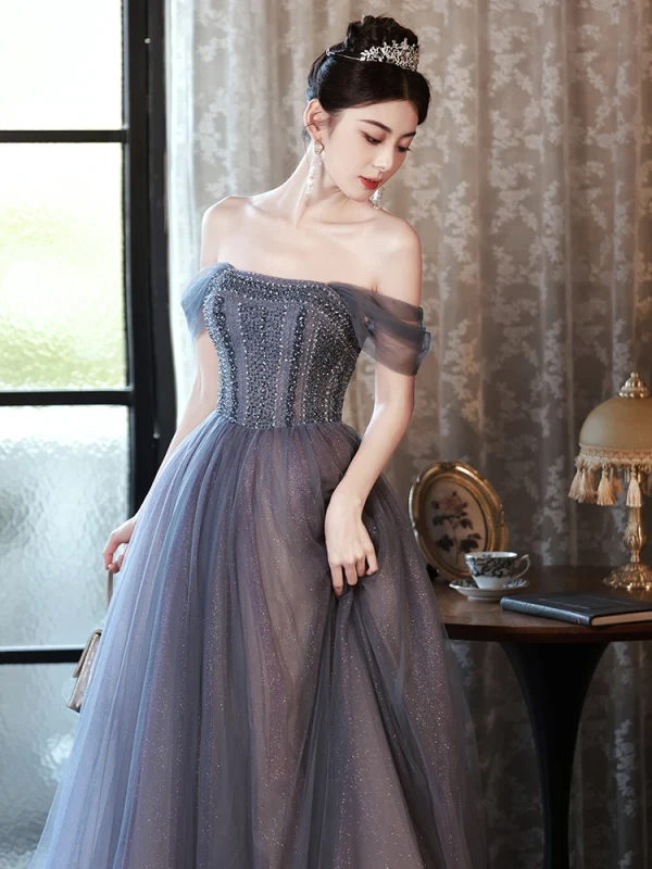 Charming Grey Beading Prom Dresses 2024 A-Line / Princess Off-The-Shoulder Sleeveless Backless Floor-Length / Long Prom Formal Dresses