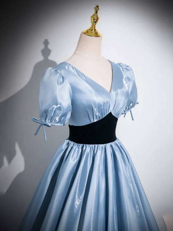 Chic / Beautiful Sky Blue Prom Dresses 2024 Ball Gown V-Neck Puffy Short Sleeve Backless Floor-Length / Long Prom Formal Dresses