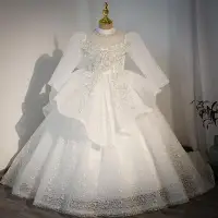Encantador Blanco Rebordear Perla Lentejuelas Boda Vestidos para niñas 2022 Ball Gown Cuello Alto Manga Corta Colas De La Corte Vestidos para niñas
