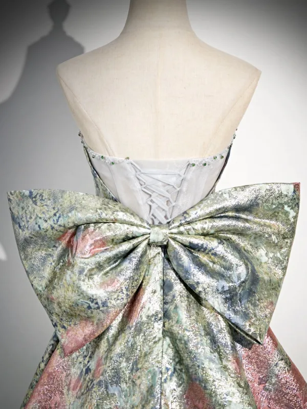 Fashion Multi-Colors Printing Prom Dresses 2024 A-Line / Princess Strapless Sleeveless Backless Bow Sweep Train Prom Formal Dresses