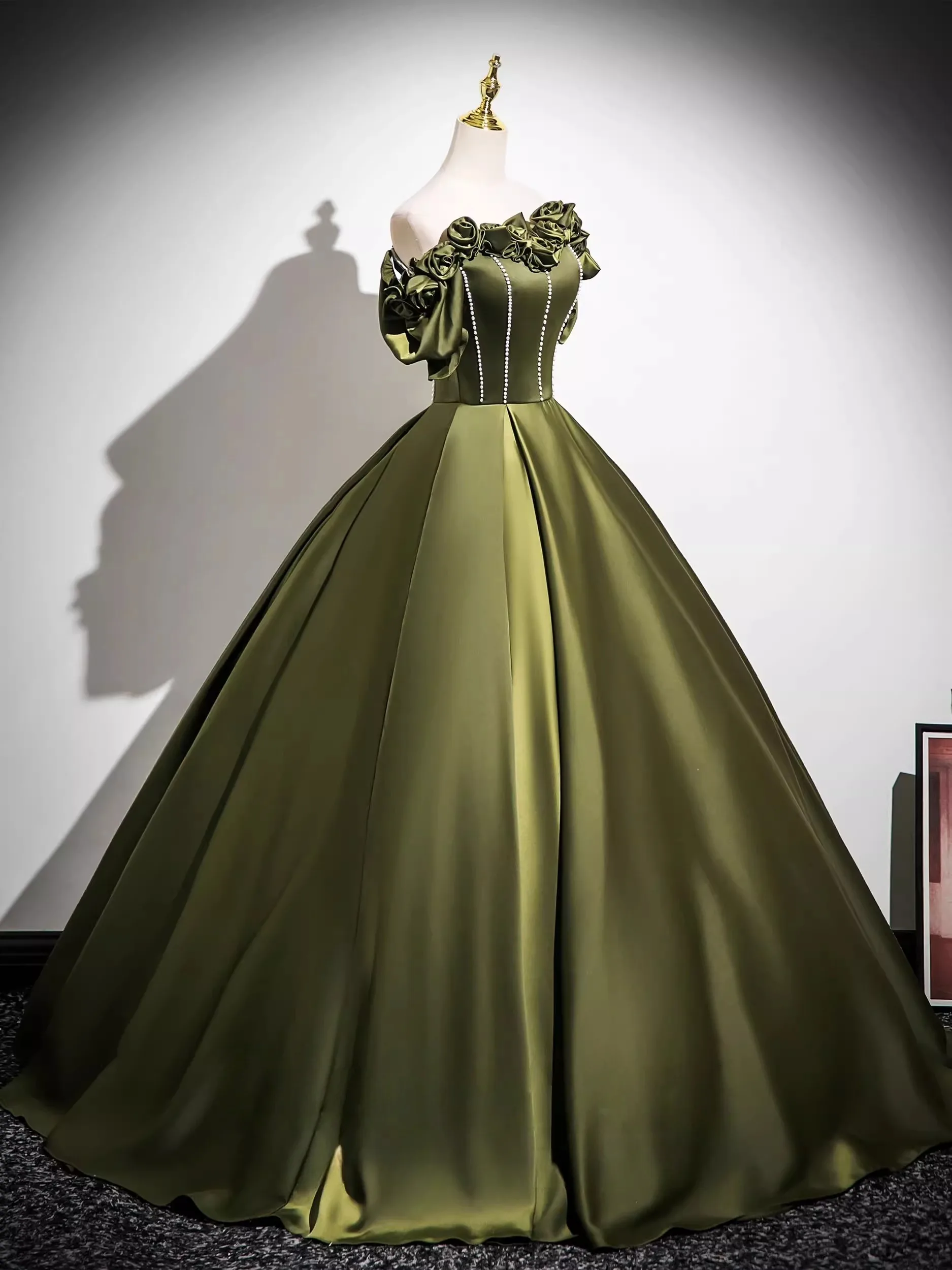 slim fit dress slacks Sweep/Brush Train Vintage Mauve Spaghetti Straps Ruched Prom Dress main image 1