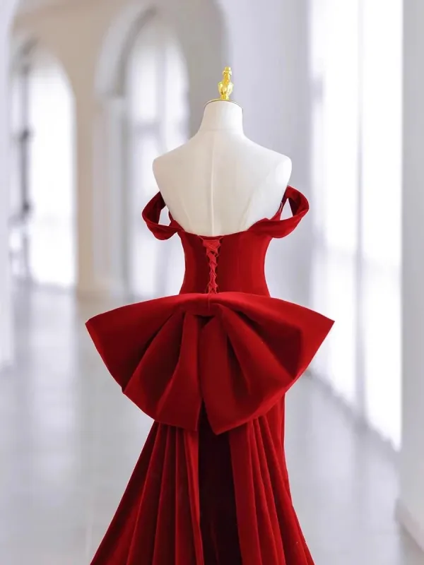Sexy Burgundy Rhinestone Velvet Evening Dresses 2023 Trumpet / Mermaid Off-The-Shoulder Sleeveless Backless Bow Sweep Train Evening Party Formal Dresses