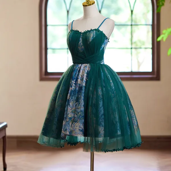 Vintage / Retro Dark Green Printing Homecoming Graduation Dresses 2024 Short Ball Gown Spaghetti Straps Sleeveless Backless Tulle