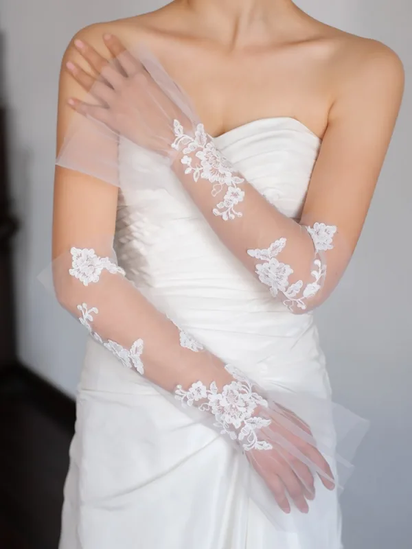 Elegant White Lace Flower Wedding Bridal Gloves 2025 Tulle