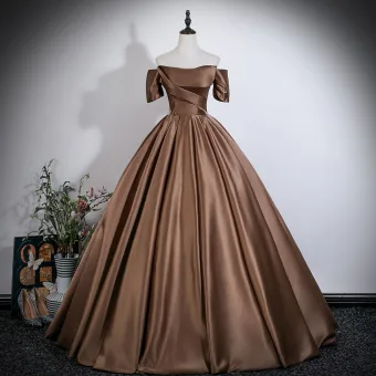 Vintage Brun Satin Gallakjoler 2026 Balkjole Off The Shoulder Kort Ærme Halterneck
